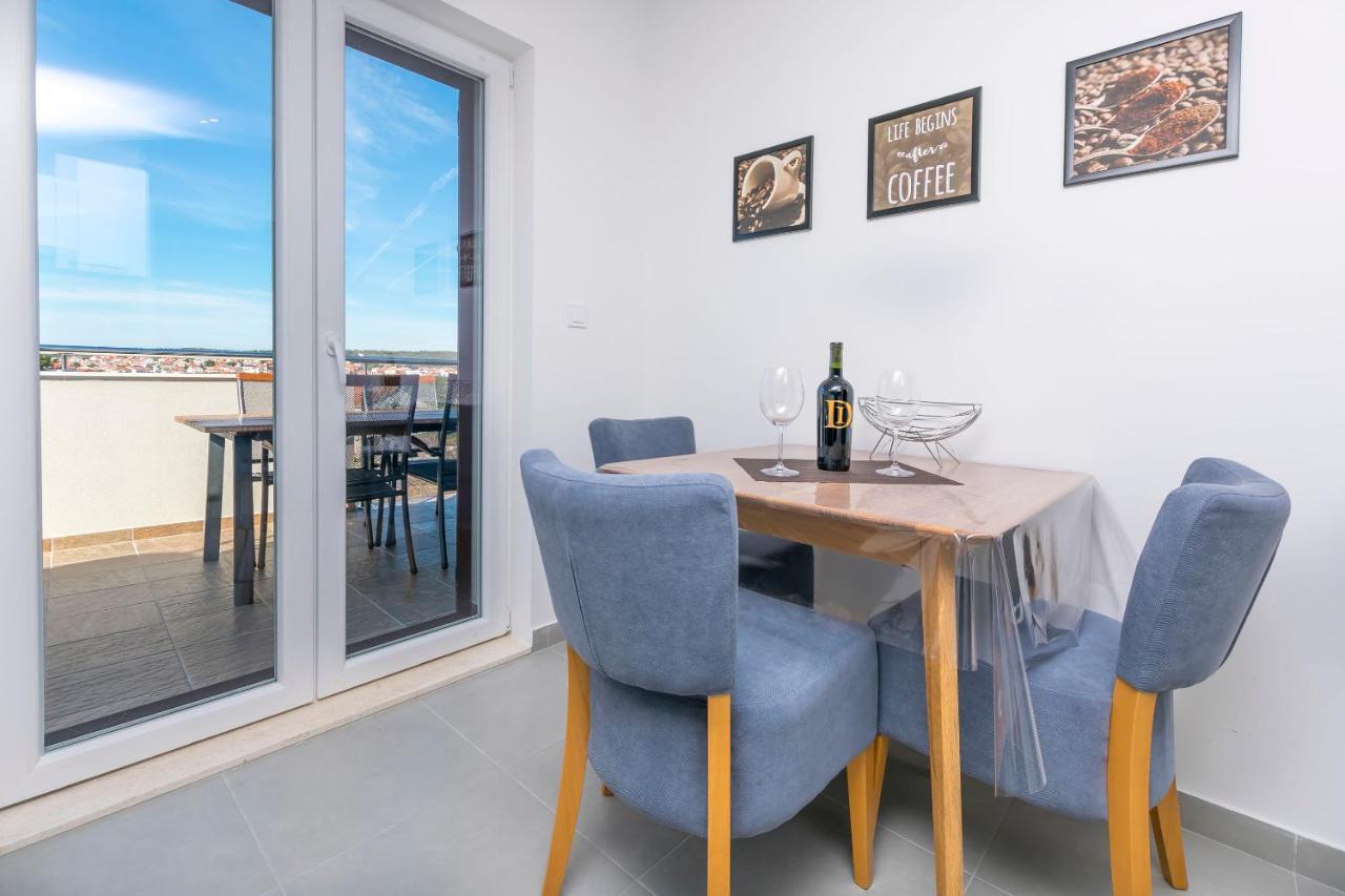 Apartments Visnja Рогозница Экстерьер фото